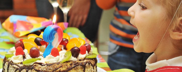 Idéal pour partager avec sa famille éloignée les photos d'anniversaire de votre enfant